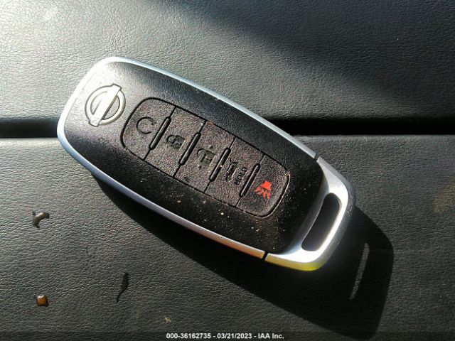 5N1BT3CB0PC753207 Nissan Rogue Sl