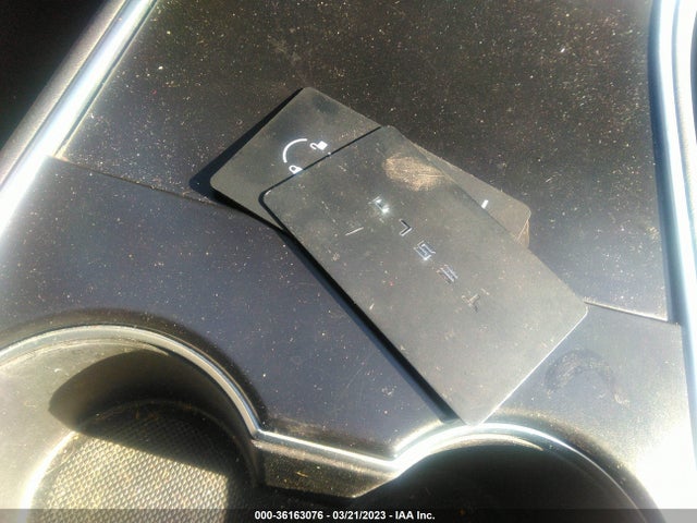 Tesla Model 3 Long Range/performance 2019 5YJ3E1EB1KF493612 Image 3