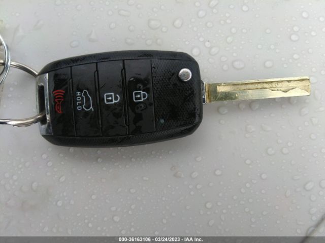 5XYPGDA56LG618692 KIA Sorento Lx V6