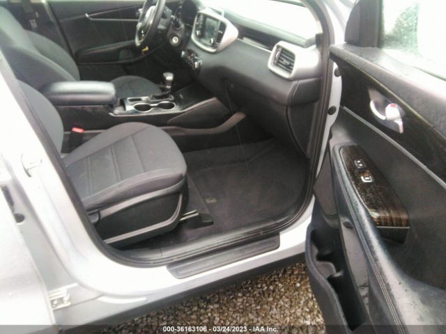 5XYPGDA56LG618692 KIA Sorento Lx V6