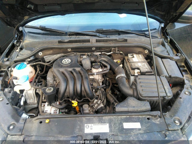 3VW1K7AJ8EM319470 Volkswagen Jetta Sedan S