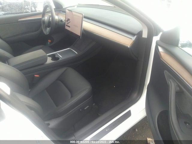 7SAYGDEE8PA038646 Tesla Model Y Long Range