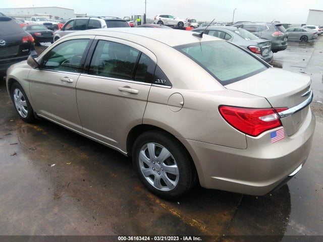 1C3CCBAB2EN206175 Chrysler 200 LX