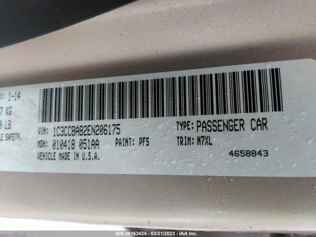 1C3CCBAB2EN206175 Chrysler 200 LX