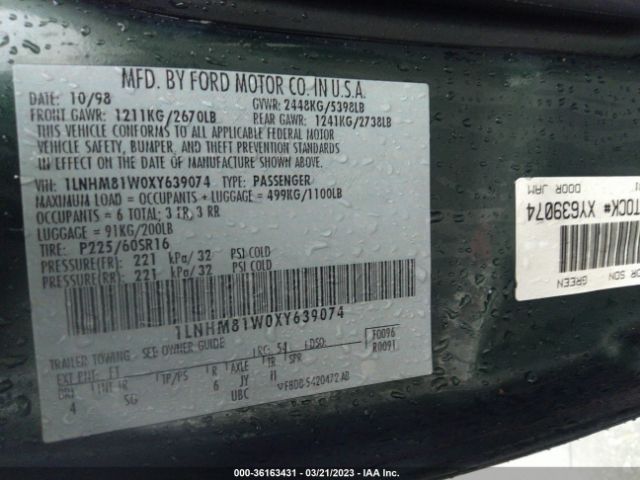 1LNHM81W0XY639074 Lincoln Town Car Executive