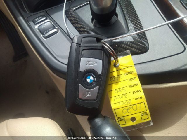 WBA3B1G58ENT00519 BMW 3 Series 320i