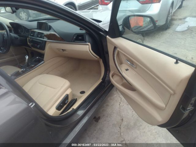 WBA3B1G58ENT00519 BMW 3 Series 320i