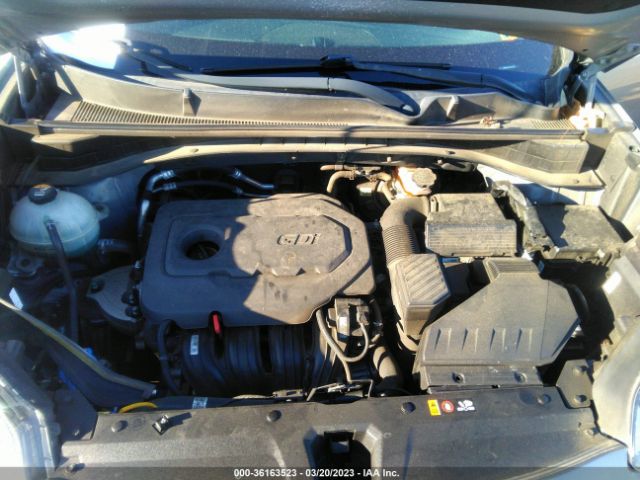 KNDPMCAC2J7417335 KIA Sportage Lx