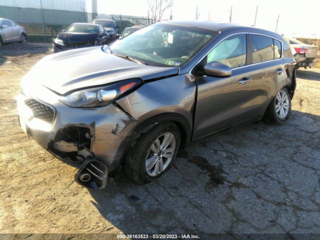 KNDPMCAC2J7417335 KIA Sportage Lx