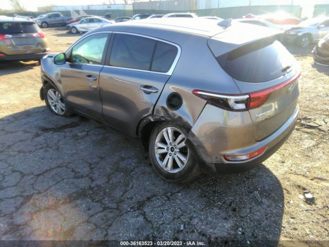 KNDPMCAC2J7417335 KIA Sportage Lx