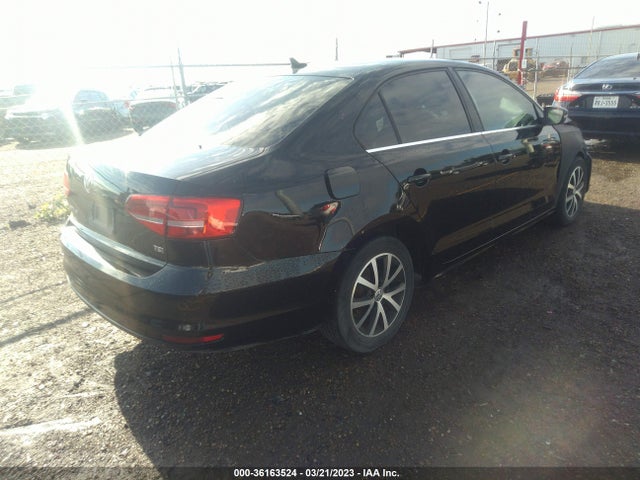 3VWDB7AJ5HM246446 Volkswagen Jetta 1.4t Se
