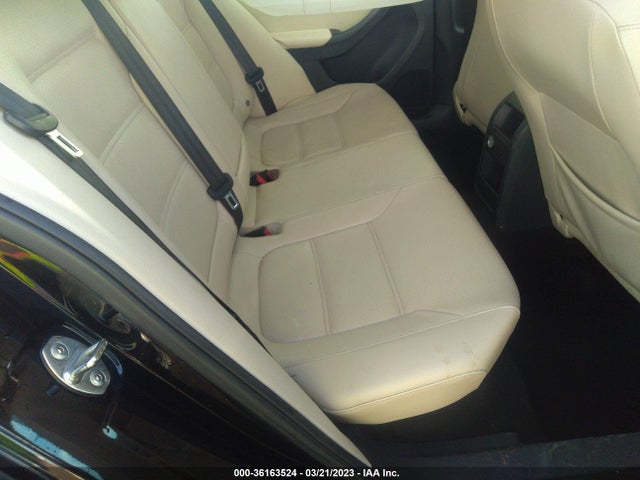 3VWDB7AJ5HM246446 Volkswagen Jetta 1.4t Se