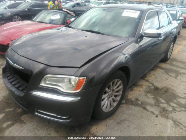 2C3CCAAG4EH328745 Chrysler 300