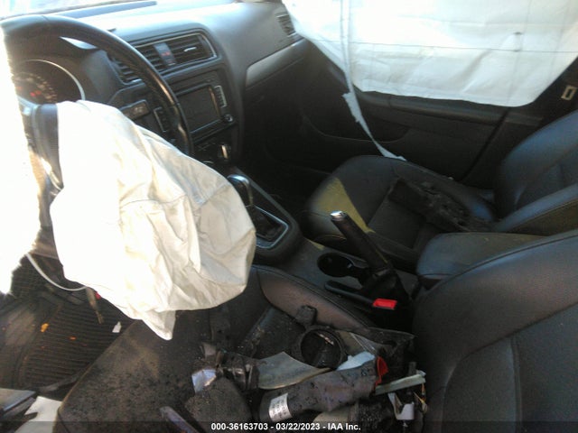 3VWD17AJ7FM241801 Volkswagen Jetta Sedan 1.8t Se W/connectivity