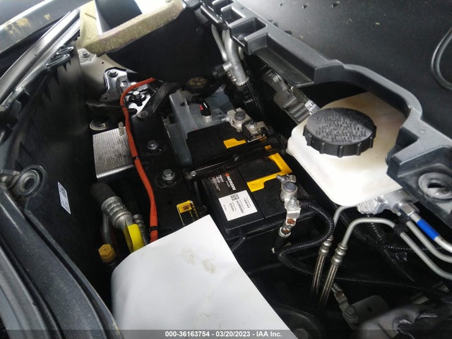 Tesla Model Y Long Range 2021 5YJYGAEE4MF194452 Image 10