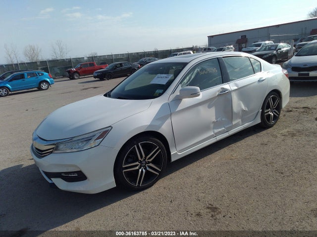 Honda Accord Sedan Touring 2017 1HGCR3F93HA042096 Image 2