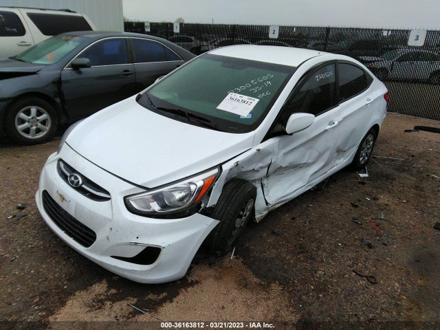 Hyundai ACCENT SE 2017 KMHCT4AE8HU290123 Image 2
