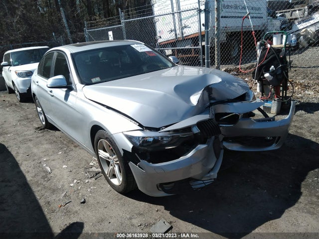 2015 WBA3B5C52FF960144 main image