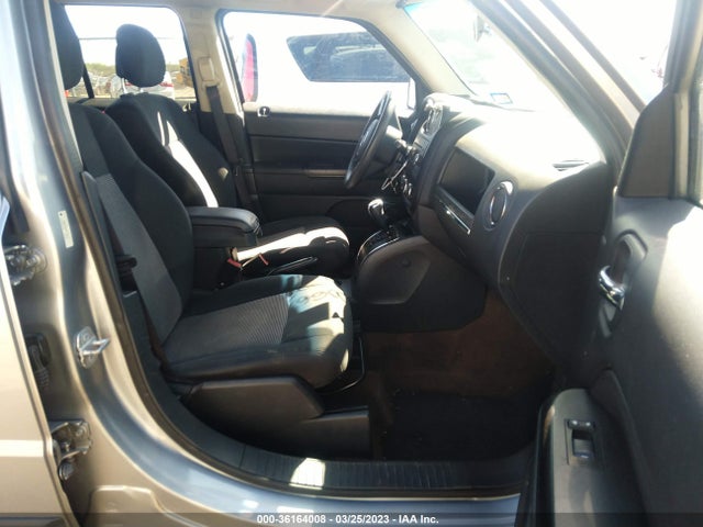 1C4NJPBA9ED758274 Jeep Patriot Altitude