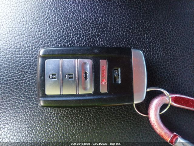 19UDE2F83LA010016 Acura Ilx Pkg