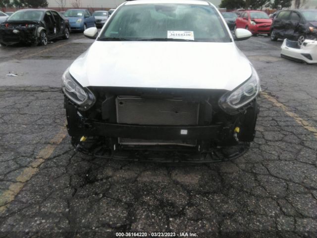 3KPF24AD9ME365559 KIA Forte Lxs