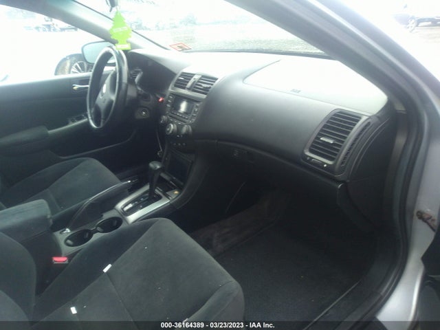 2004 HONDA ACCORD SDN EX VIN: 1HGCM56664A135351