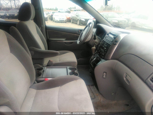 Toyota Sienna Ce/le 2010 5TDKK4CC4AS321392 Image 5