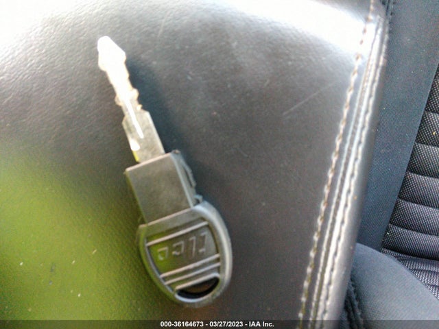 Dodge Challenger Sxt 2014 2C3CDYAG4EH244947 Image 3