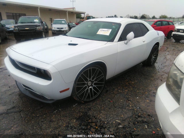 Dodge Challenger Sxt 2014 2C3CDYAG4EH244947 Image 2