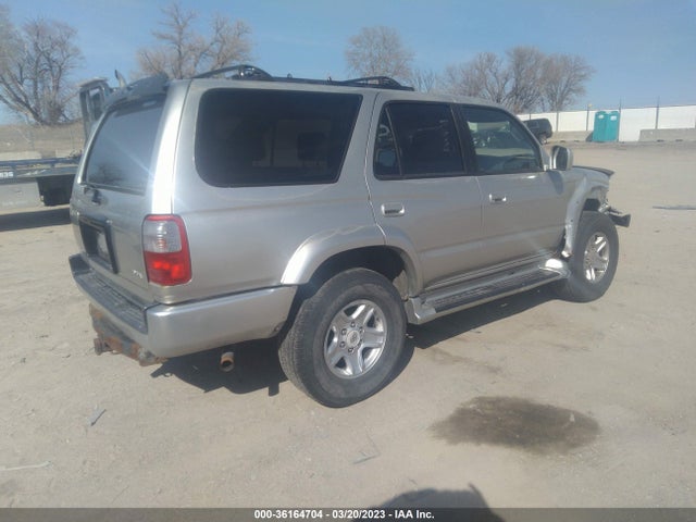 2000 TOYOTA 4RUNNER SR5 VIN: JT3HN86R7Y0300580
