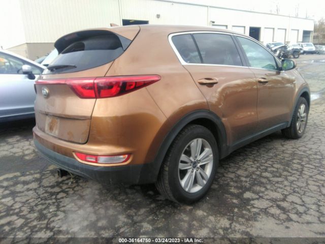 KNDPMCAC6H7276439 KIA Sportage Lx