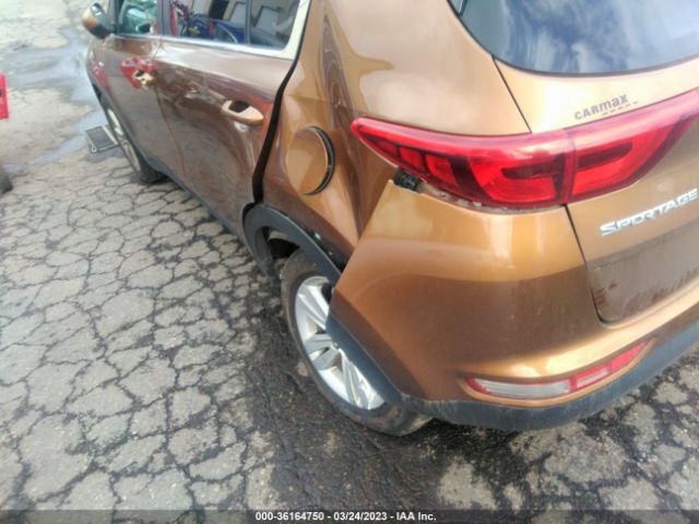KNDPMCAC6H7276439 KIA Sportage Lx