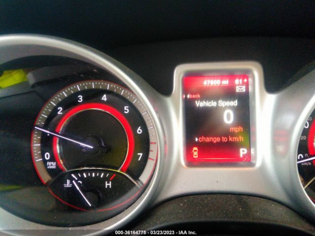 3C4PDCBB8KT798174 Dodge JOURNEY SE