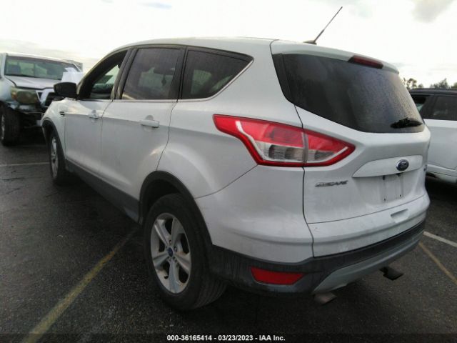 1FMCU0GX3GUC30246 Ford ESCAPE SE