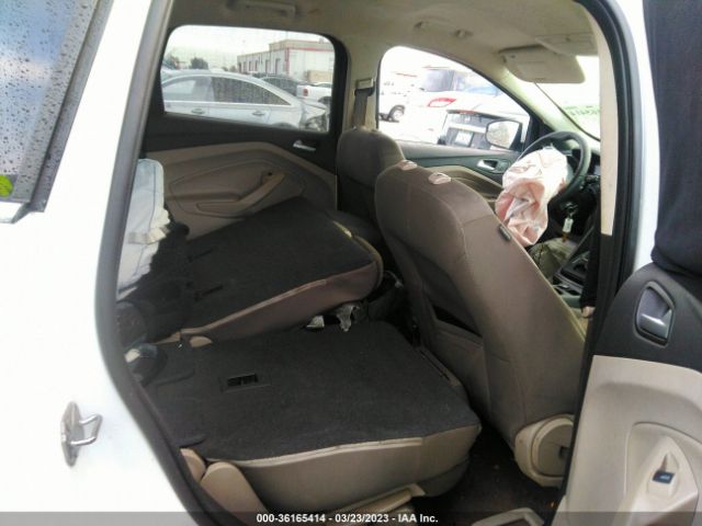 1FMCU0GX3GUC30246 Ford ESCAPE SE