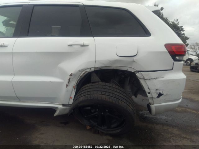 1C4RJFAG8JC244644 Jeep Grand Cherokee Altitude