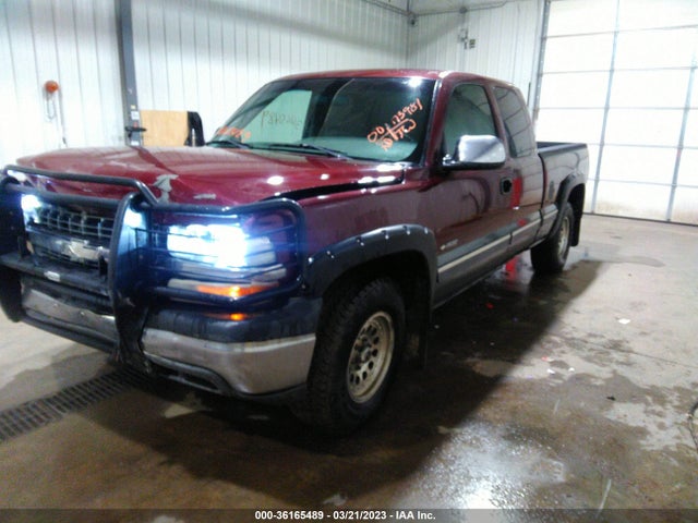 2000 CHEVROLET SILVERADO 1500 LS VIN: 2GCEK19VXY1140741