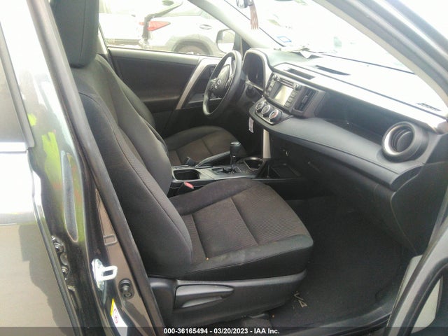 Toyota RAV4 LE 2018 JTMZFREV4JJ187835 Image 5