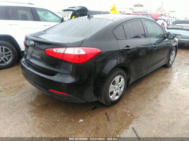 KNAFK4A66G5465407 KIA FORTE LX