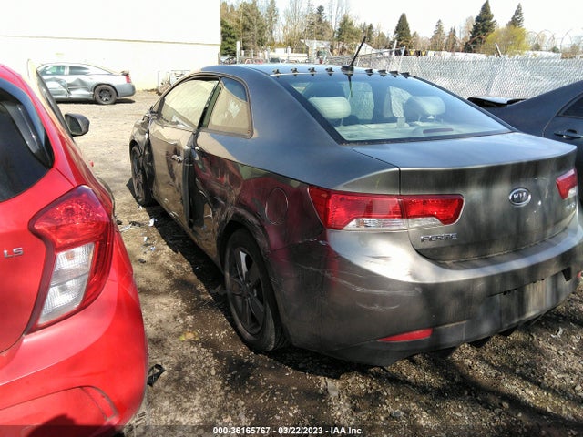2010 KIA FORTE KOUP EX VIN: KNAFU6A27A5246031