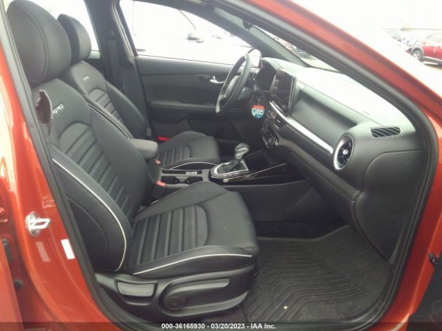 3KPF54AD4PE590810 KIA Forte Gt-line