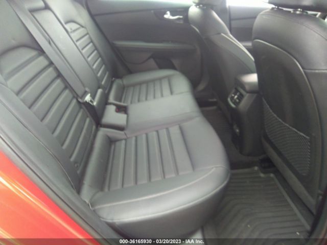 3KPF54AD4PE590810 KIA Forte Gt-line