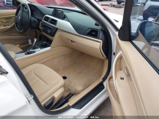 WBA3B1C57EPV79410 BMW 3 Series 320i
