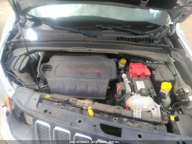 ZACNJABB1KPK00564 Jeep Renegade Latitude