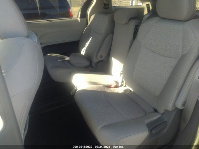 2021 TOYOTA SIENNA LE VIN: 5TDKRKEC5MS043507