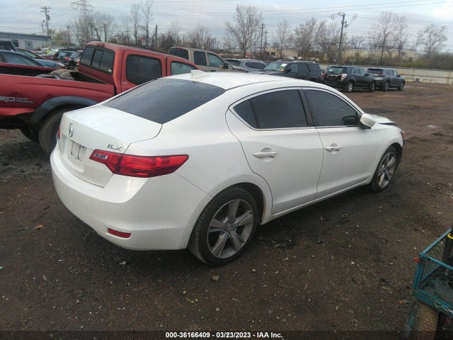 19VDE1F36EE008573 Acura ILX