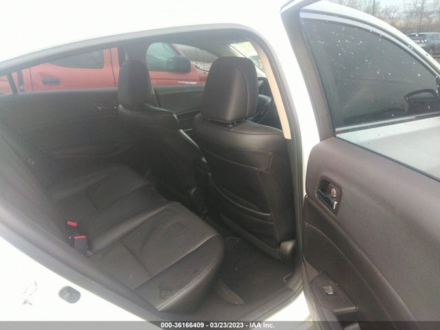 19VDE1F36EE008573 Acura ILX