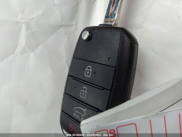 KNDJN2A29J7588345 KIA Soul Base