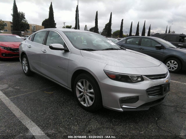2018 1G1ZD5ST5JF244511 main image