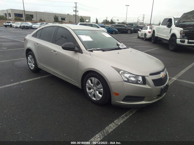 2014 1G1PA5SH8E7107333 main image
